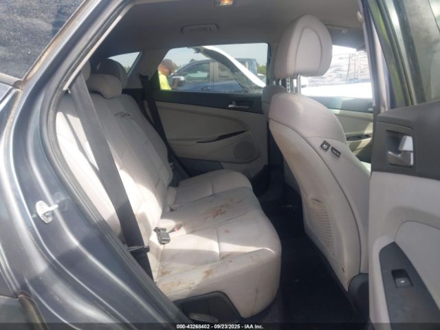 2018 HYUNDAI TUCSON KM8J33A46JU600381 Photo 7