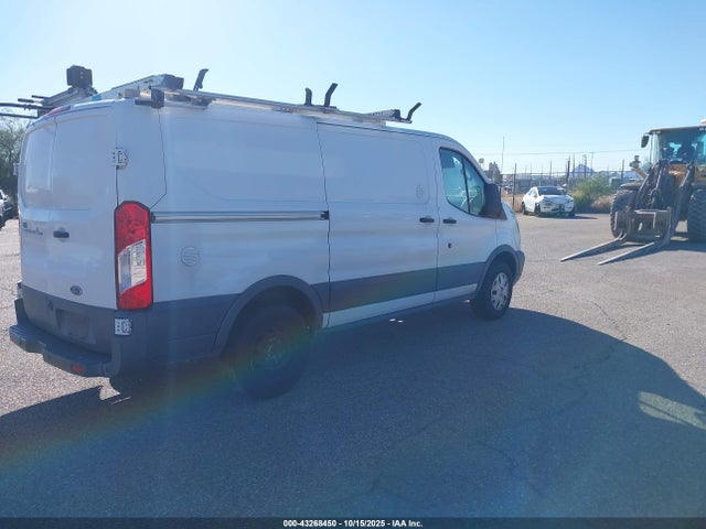 Ford Transit 2018 1FTYR1YM2JKA92904 Image 4