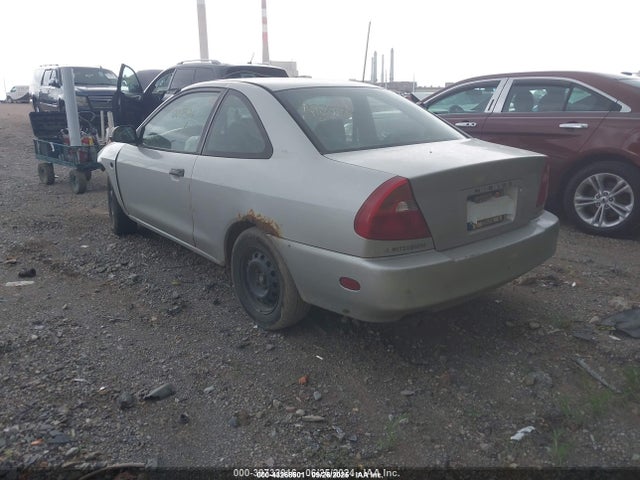 2002 MITSUBISHI MIRAGE JA3AY11A72U003594 Photo 2