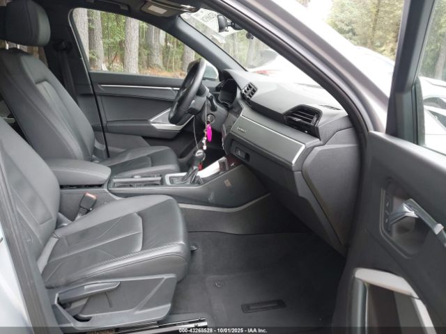 2019 AUDI Q3 WA1AECF32K1078473 Photo 4