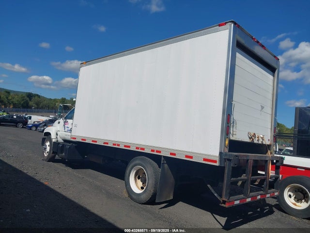 43268571 :رقم المزاد ، 1GDJ6H1C4YJ513330 vin ، 2000 Gmc Tc6h042 مزاد بيع