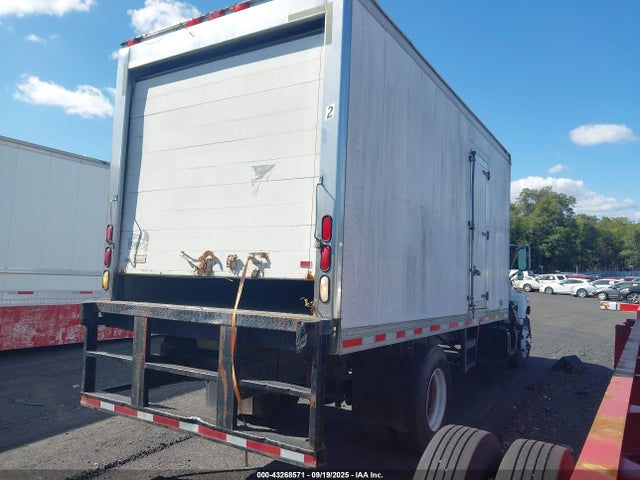 43268571 :رقم المزاد ، 1GDJ6H1C4YJ513330 vin ، 2000 Gmc Tc6h042 مزاد بيع