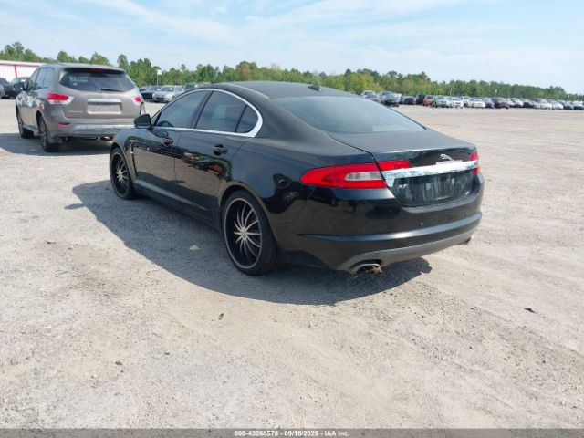 2010 JAGUAR XF SAJWA0GB5ALR61466 Photo 2
