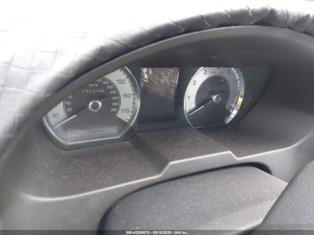 2010 JAGUAR XF SAJWA0GB5ALR61466 Photo 6