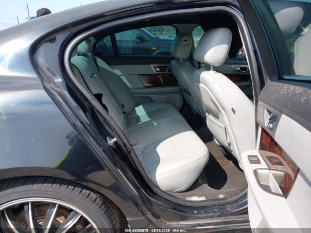 2010 JAGUAR XF SAJWA0GB5ALR61466 Photo 7