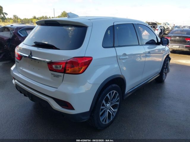 2018 MITSUBISHI OUTLANDER SPORT JA4AP3AU3JU001523 Photo 3