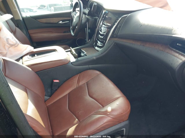 2016 CADILLAC ESCALADE ESV 1GYS3HKJ5GR275884 Photo 4