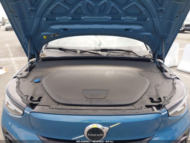 2023 VOLVO C40 RECHARGE PURE ELECTRIC YV4ED3GL5P2050996 Photo 9