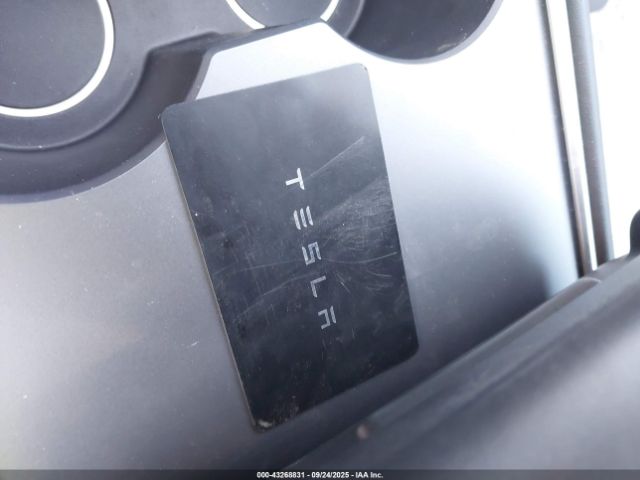 2023 TESLA MODEL Y 7SAYGDEE0PA153743 Photo 10