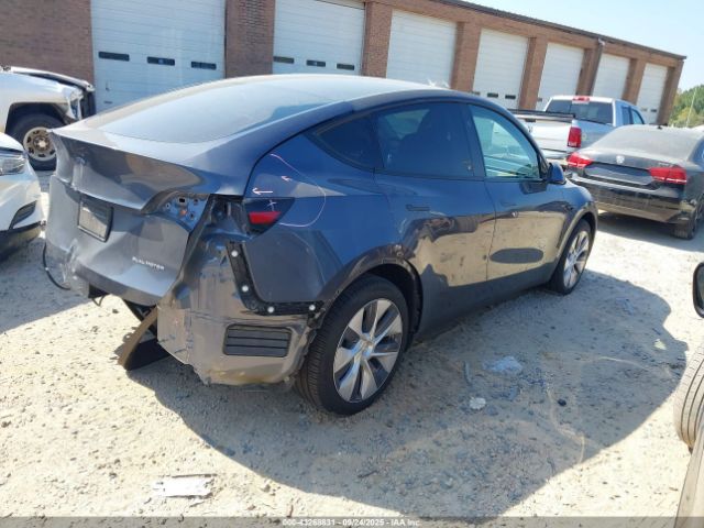 2023 TESLA MODEL Y 7SAYGDEE0PA153743 Photo 3