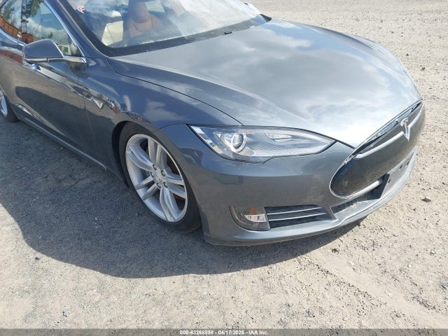 2013 TESLA MODEL S 5YJSA1CN7DFP15593 Photo 5