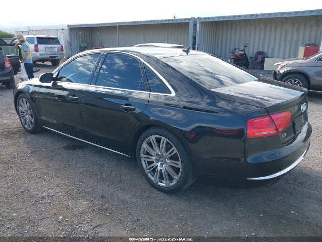 2014 AUDI A8 WAUAGAFDXEN004516 Photo 2
