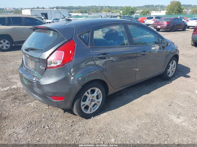 Ford 2015 2015 3FADP4EJ6FM135646 Image 4