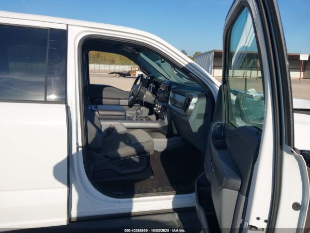 2022 FORD F-150 LIGHTNING 1FT6W1EVXNWG02332 Photo 4