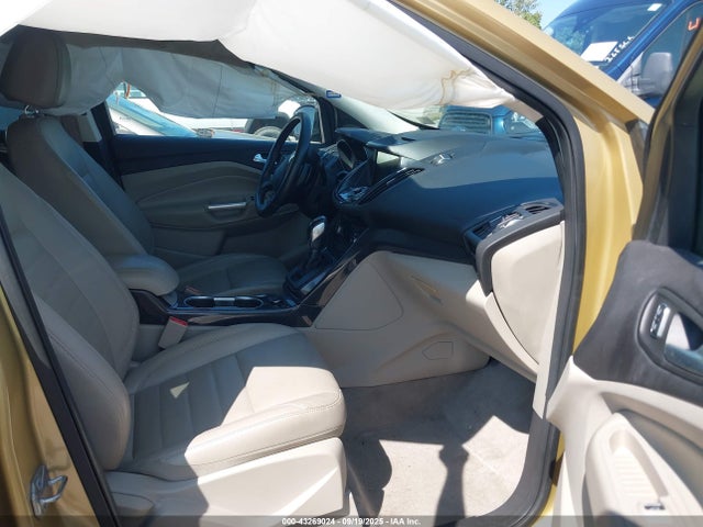 1FMCU0J94EUB93800 Ford 2014