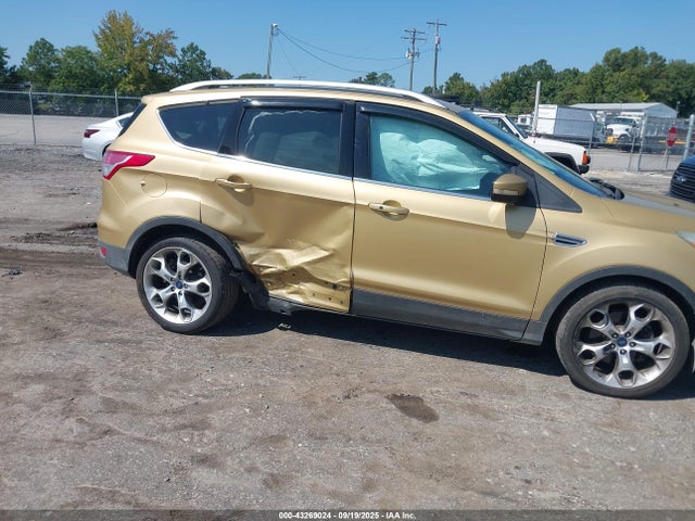 1FMCU0J94EUB93800 Ford 2014