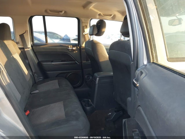 Jeep Patriot 2015 1C4NJPBA6FD341910 Image 8