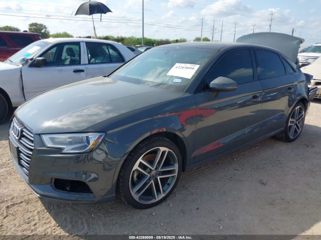 2020 AUDI A3 WAUAUGFF8LA102042 Photo 1