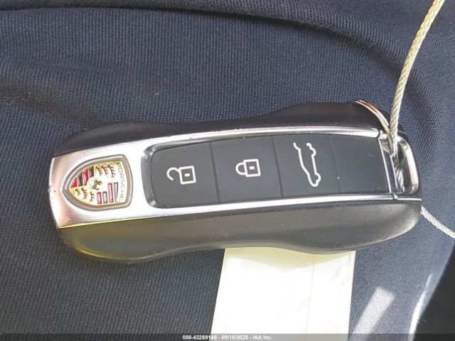 2024 PORSCHE CAYENNE WP1AA2AY5RDA00128 Photo 10