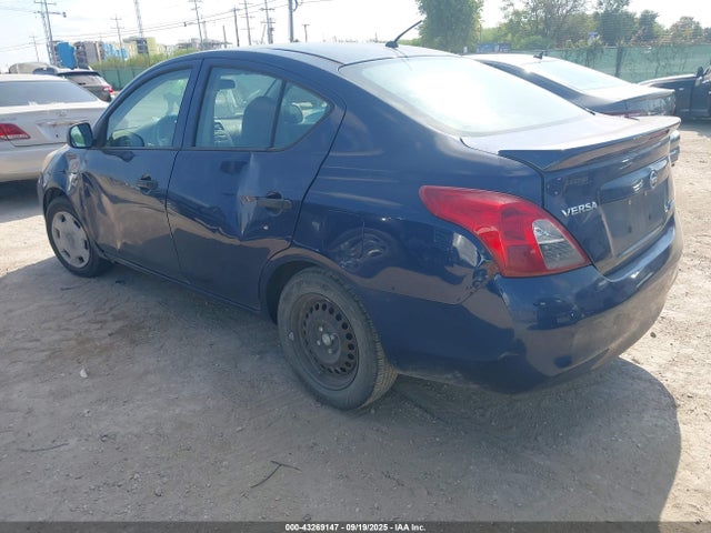 Nissan Versa 2014 3N1CN7AP8EL861099 Image 3