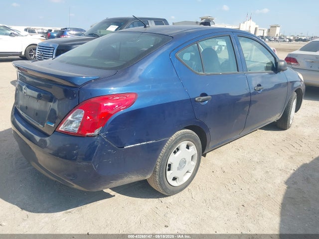 Nissan Versa 2014 3N1CN7AP8EL861099 Image 4