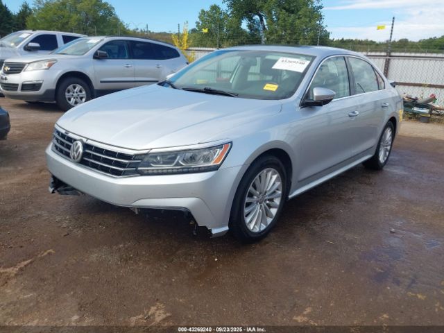 2017 VOLKSWAGEN PASSAT 1VWBT7A31HC050947 Photo 1