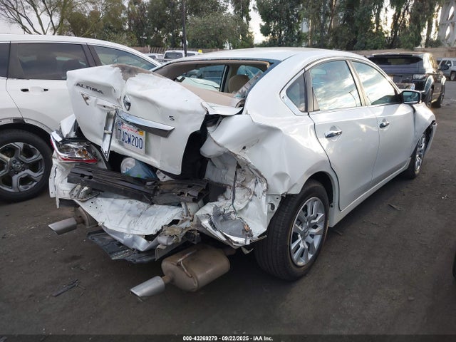 1N4AL3AP5FN333644 Nissan 2015