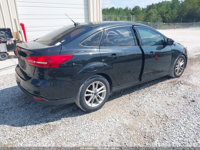 Ford 2015 2015 1FADP3F23FL305173 Image 4