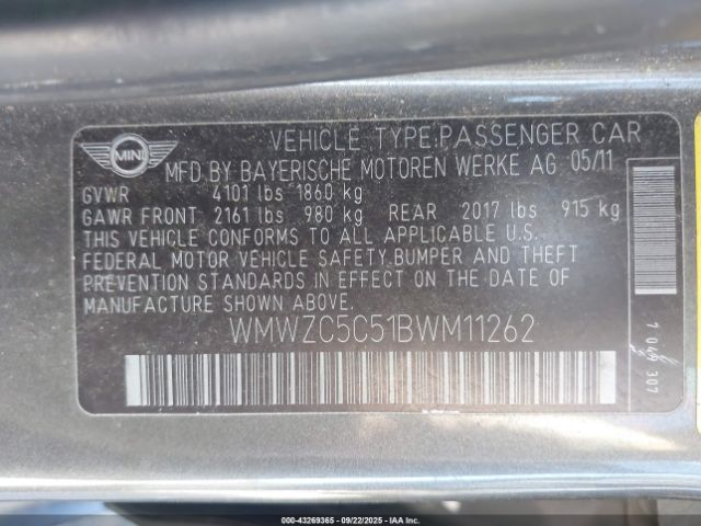 2011 MINI COOPER S COUNTRYMAN WMWZC5C51BWM11262 Photo 8