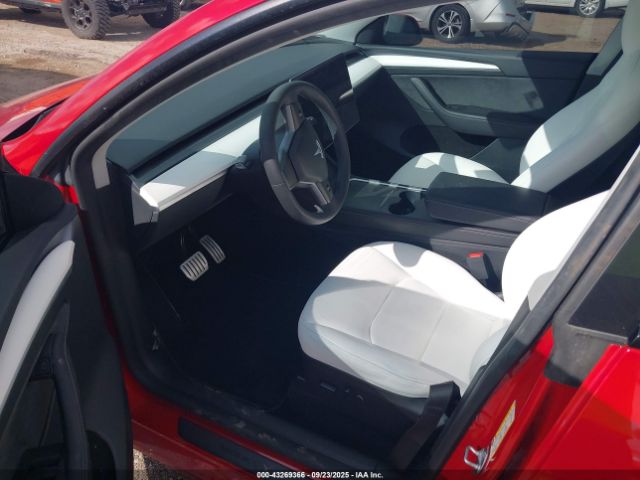 2023 TESLA MODEL Y 7SAYGDEF5PF786749 Photo 4