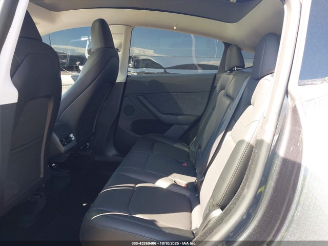 2024 TESLA MODEL Y 7SAYGDEE6RA229579 Photo 7