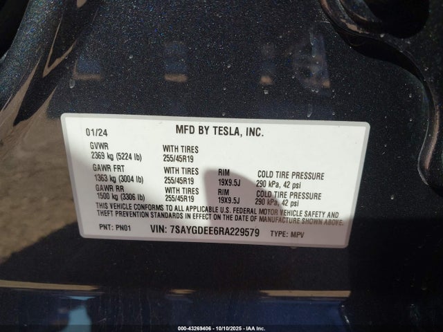 2024 TESLA MODEL Y 7SAYGDEE6RA229579 Photo 8
