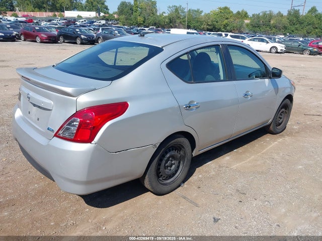 3N1CN7AP6HK467143 Nissan 2017