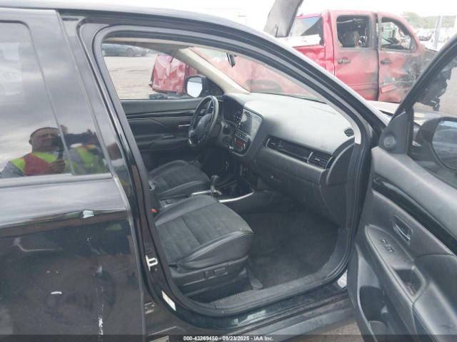 2019 MITSUBISHI OUTLANDER JA4AD3A31KZ007499 Photo 4