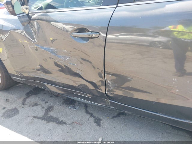 JM1GJ1V57F1209972 Mazda 2015