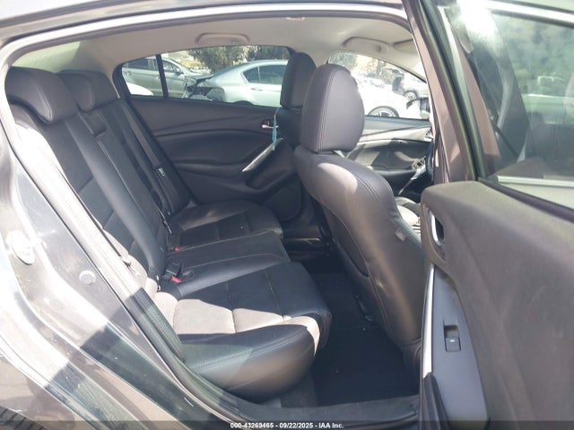 JM1GJ1V57F1209972 Mazda 2015