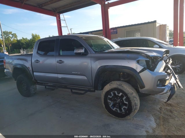 Продажа на аукционе авто 2016 Toyota Tacoma Trd Off Road, vin: 3TMAZ5CN4GM014098, номер лота: 43269491