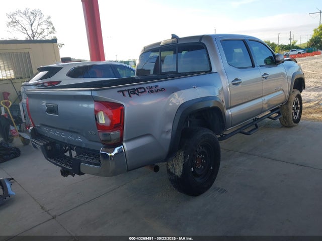 Продажа на аукционе авто 2016 Toyota Tacoma Trd Off Road, vin: 3TMAZ5CN4GM014098, номер лота: 43269491