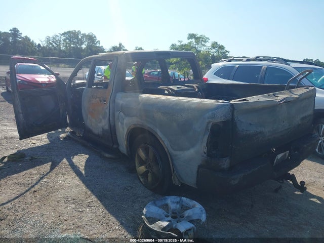 43269604 :رقم المزاد ، 1C6RR6KG2FS518271 vin ، 2015 Ram 1500 Express مزاد بيع