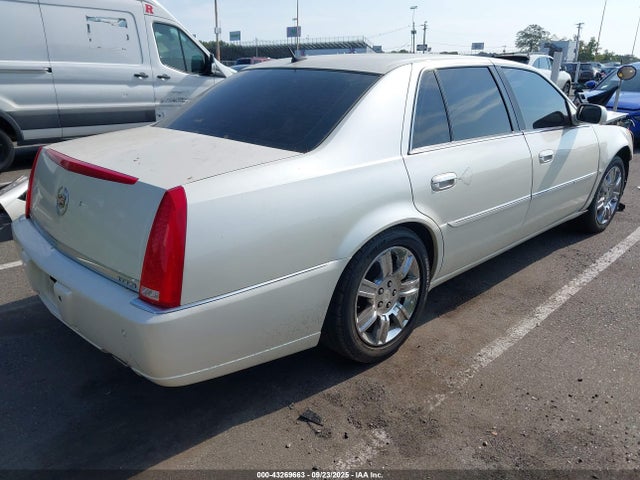 2008 CADILLAC DTS 1G6KD57938U164980 Photo 3