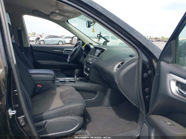 5N1DR2MNXJC649227 Nissan Pathfinder
