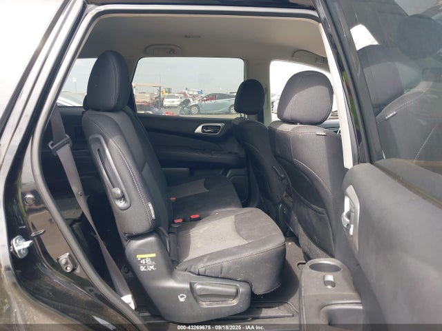 5N1DR2MNXJC649227 Nissan Pathfinder