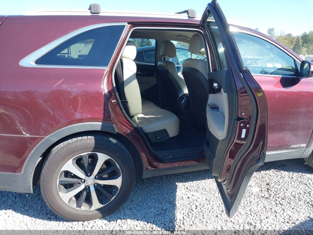 KIA Sorento 2017 5XYPHDA52HG240925 Image 8