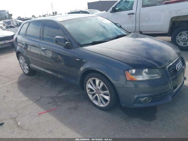 2012 AUDI A3 WAUBJAFM3CA017103 Photo 0