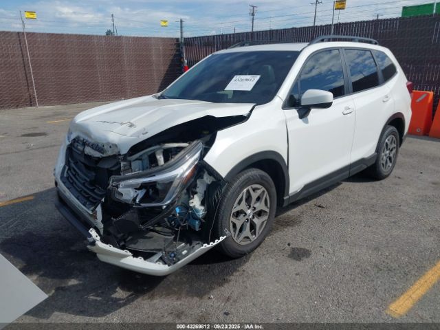 2022 SUBARU FORESTER JF2SKAEC8NH428288 Photo 1