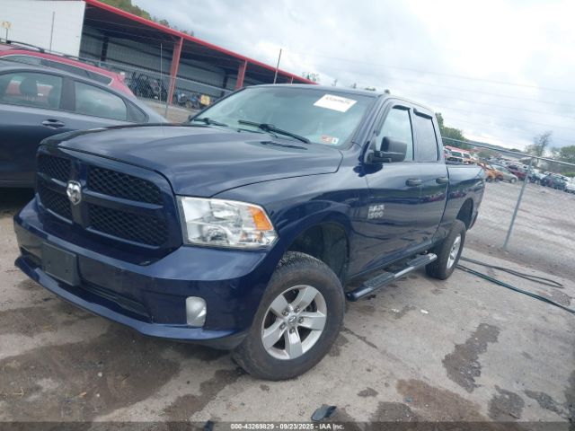 2017 RAM 1500 1C6RR7FG4HS733587 Photo 1