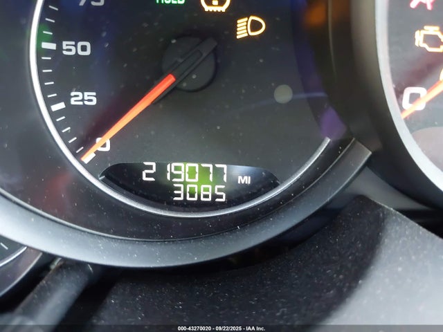 Porsche Cayenne 2017 WP1AD2A23HLA81413 Image 15