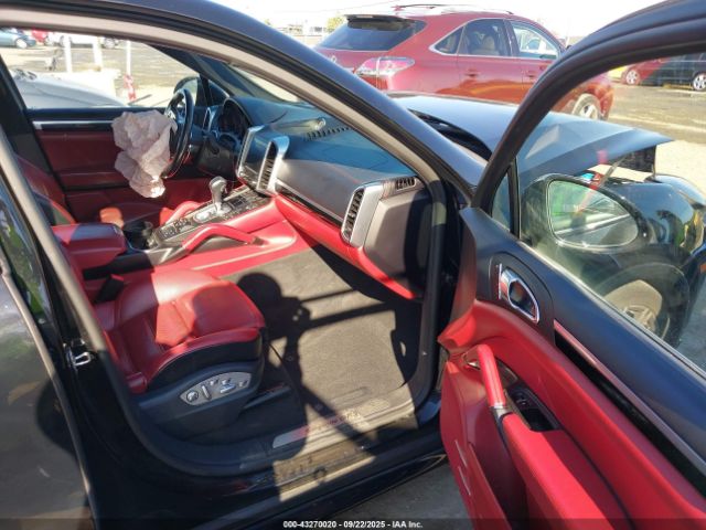 2017 PORSCHE CAYENNE WP1AD2A23HLA81413 Photo 4