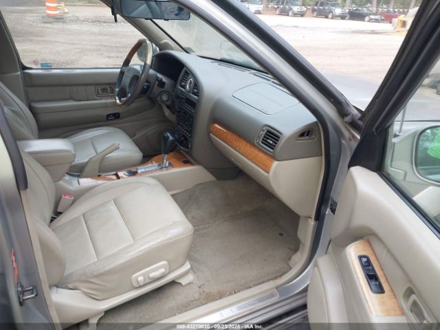 2001 INFINITI QX4 JNRDR07Y71W102011 Photo 4