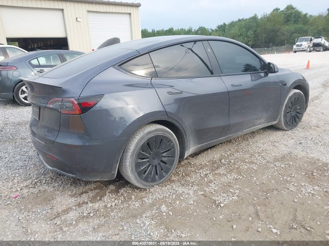 2023 TESLA MODEL Y 7SAYGDED1PF960637 Photo 3